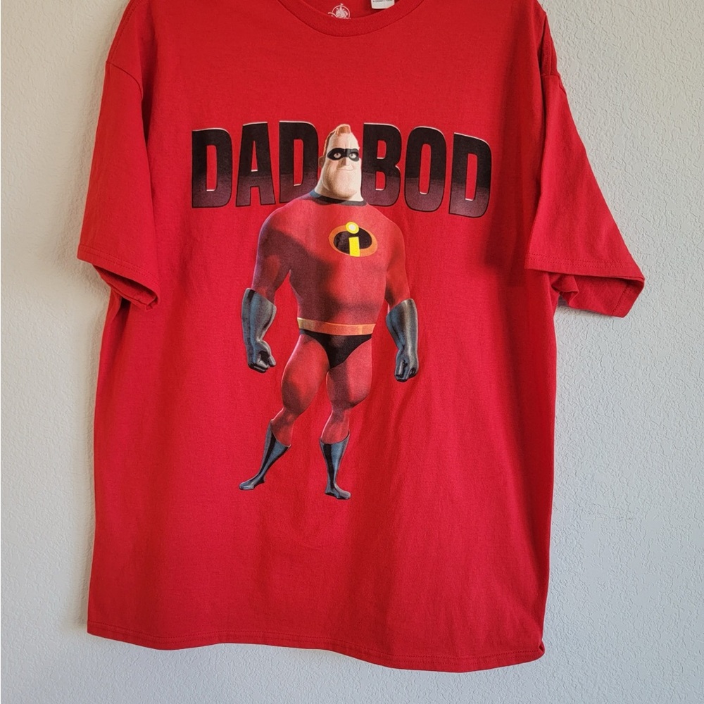 Disney NWT Incredibles XL Red Tshirt